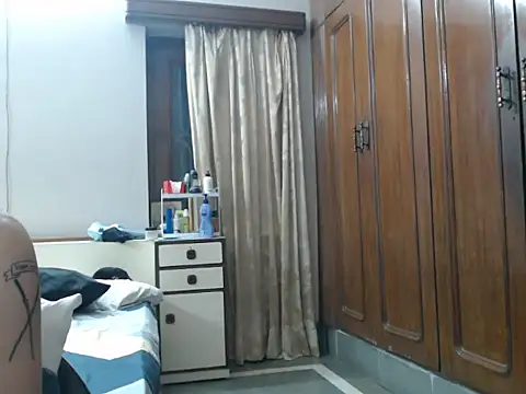 Snapshot of bunny_bulk_ chatting on April 2026 07:06:01 PM bunny bulk online show from April 2026 07:06:01 PM