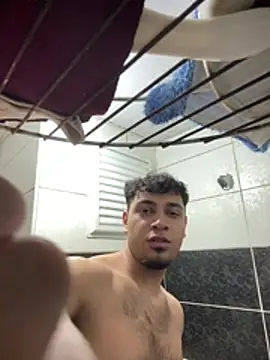 Snapshot of astoperaaa chatting on April 2026 07:28:01 PM astoperaaa online show from April 2026 07:28:01 PM