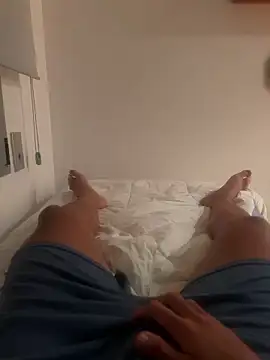 Snapshot of Lucasbcnn chatting on April 2026 10:12:02 PM Lucasbcnn online show from April 2026 10:12:02 PM