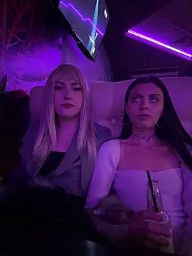 Snapshot of Sweet_Angelss chatting on April 2026 01:35:02 PM Sweet Angelss online show from April 2026 01:35:02 PM