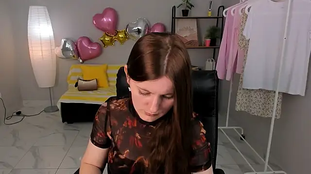 Snapshot of Olivia_Tremo chatting on April 2026 01:24:02 PM Olivia Tremo online show from April 2026 01:24:02 PM