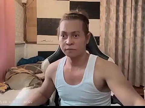 Snapshot of FuckMeeGUYS chatting on July 2026 05:55:02 AM FuckMeeGUYS online show from July 2026 05:55:02 AM