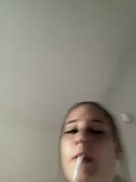 Snapshot of Poppylooloo chatting on June 2026 07:14:01 PM Poppylooloo online show from June 2026 07:14:01 PM