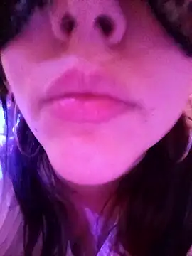 Snapshot of Conejita69n_n chatting on April 2026 09:19:02 AM Conejita69n n online show from April 2026 09:19:02 AM