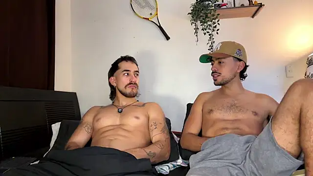 Snapshot of Aaron_wheel chatting on August 2026 08:41:02 PM Aaron wheel online show from August 2026 08:41:02 PM
