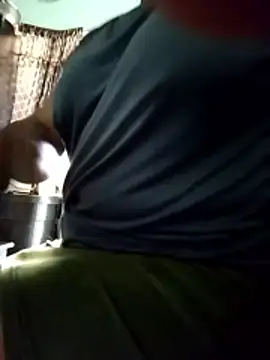 Snapshot of Talee2 chatting on April 2026 09:11:02 AM Talee2 online show from April 2026 09:11:02 AM