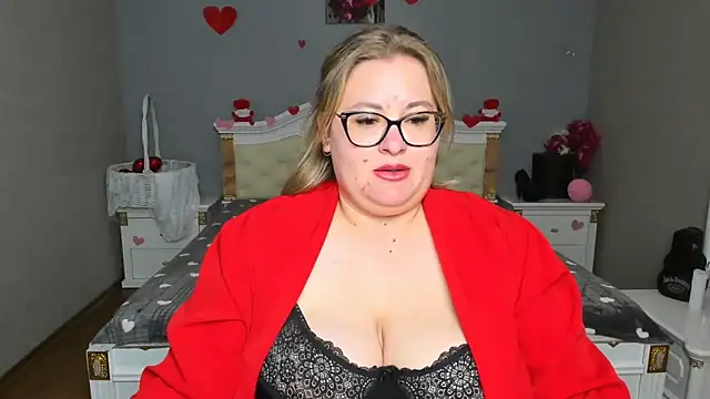 Snapshot of IrenRori chatting on April 2026 06:36:01 AM IrenRori online show from April 2026 06:36:01 AM