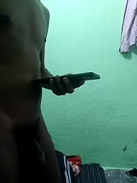 Snapshot of PIRU7539 chatting on April 2026 01:30:01 AM PIRU7539 online show from April 2026 01:30:01 AM