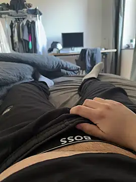 Snapshot of alwayshorny21 chatting on April 2026 10:28:01 AM alwayshorny21 online show from April 2026 10:28:01 AM