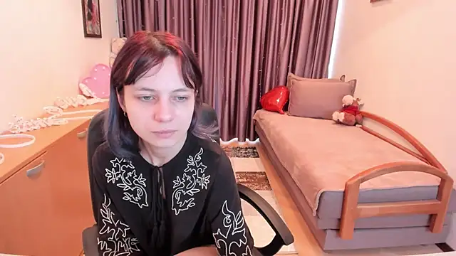 Snapshot of MiniLysii chatting on April 2026 07:20:01 AM MiniLysii online show from April 2026 07:20:01 AM