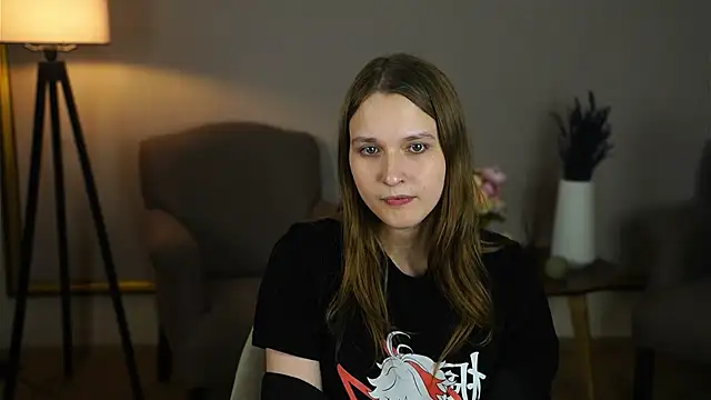 Snapshot of ErnaAmerica chatting on April 2026 02:07:02 PM ErnaAmerica online show from April 2026 02:07:02 PM