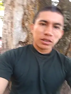 Snapshot of capri_escue chatting on April 2026 03:02:01 PM capri escue online show from April 2026 03:02:01 PM