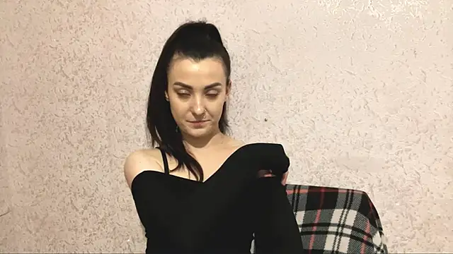 Snapshot of Madisonlovx chatting on April 2026 11:06:01 PM Madisonlovx online show from April 2026 11:06:01 PM