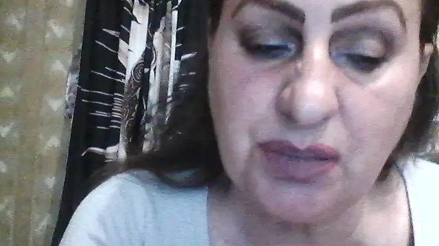 Snapshot of LoaqLovew chatting on April 2026 12:18:02 PM LoaqLovew online show from April 2026 12:18:02 PM