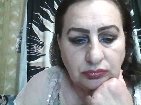 Snapshot of LoaqLovew chatting on May 2026 07:47:01 AM LoaqLovew online show from May 2026 07:47:01 AM