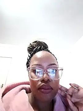 Snapshot of ZaraVex chatting on April 2026 08:44:01 PM ZaraVex online show from April 2026 08:44:01 PM