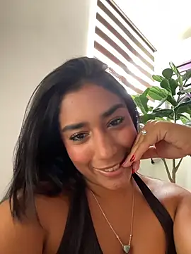 SaryJonex online show from May 2026 02:57:02 PM