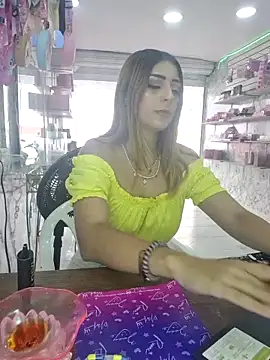 Snapshot of mia_eph chatting on April 2026 01:57:02 PM mia eph online show from April 2026 01:57:02 PM