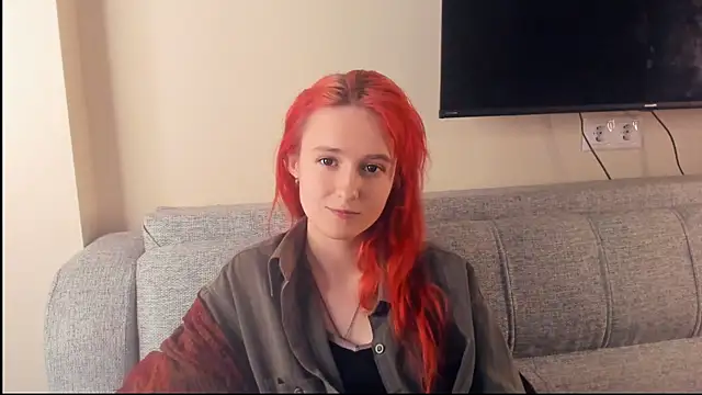 Snapshot of DawnActon chatting on April 2026 08:01:01 AM DawnActon online show from April 2026 08:01:01 AM