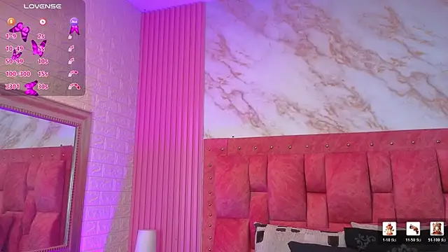 Snapshot of goldilockss15_ chatting on April 2026 11:56:02 AM goldilockss15 online show from April 2026 11:56:02 AM