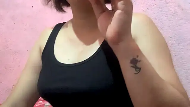 Snapshot of Xxx_tit chatting on April 2026 05:52:01 AM Xxx tit online show from April 2026 05:52:01 AM