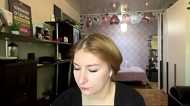 Snapshot of fereyka chatting on April 2026 08:29:02 AM fereyka online show from April 2026 08:29:02 AM