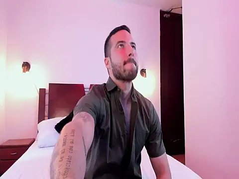 Snapshot of ZionGreenFire chatting on April 2026 05:29:01 PM ZionGreenFire online show from April 2026 05:29:01 PM