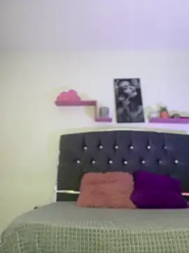 Snapshot of KITTY914 chatting on April 2026 12:58:01 PM KITTY914 online show from April 2026 12:58:01 PM