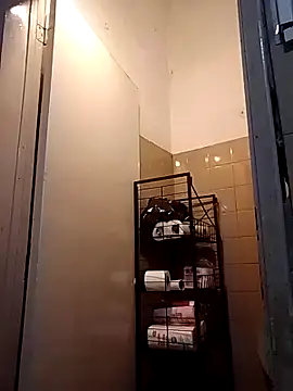 Snapshot of KiaraDoll chatting on April 2026 03:10:02 PM KiaraDoll online show from April 2026 03:10:02 PM