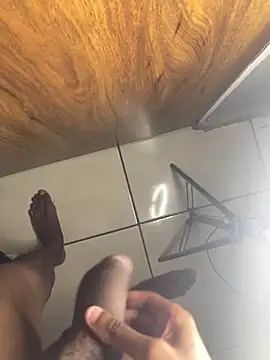 Snapshot of Hardforyou108 chatting on April 2026 10:33:01 PM Hardforyou108 online show from April 2026 10:33:01 PM