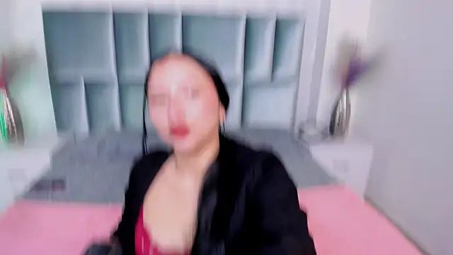 EmmyCastillo online show from July 2026 11:35:01 AM