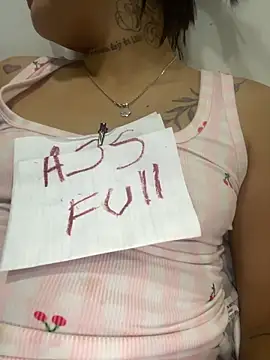 Snapshot of Whore_Disgusting_Dirty chatting on April 2026 03:31:02 AM Whore Disgusting Dirty online show from April 2026 03:31:02 AM