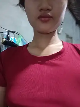 Snapshot of Rosie_LoveUU chatting on May 2026 10:37:02 PM Rosie LoveUU online show from May 2026 10:37:02 PM