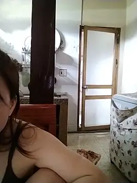 Squirt107 online show from June 2026 04:09:01 AM