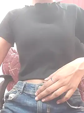 Snapshot of Sona_rani77 chatting on April 2026 03:59:02 AM Sona rani77 online show from April 2026 03:59:02 AM