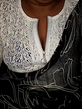 Snapshot of Rose_telugu chatting on April 2026 06:13:02 PM Rose telugu online show from April 2026 06:13:02 PM