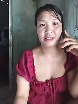 Snapshot of Beola-mi chatting on June 2026 01:21:01 AM Beola-mi online show from June 2026 01:21:01 AM