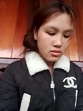 Snapshot of mai-lovelyy chatting on April 2026 08:13:01 AM mai-lovelyy online show from April 2026 08:13:01 AM