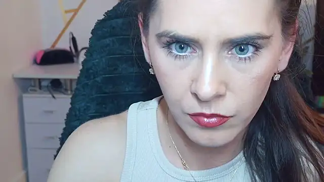 Snapshot of khalessi13 chatting on April 2026 09:39:01 PM khalessi13 online show from April 2026 09:39:01 PM