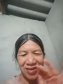 Snapshot of -Kana- chatting on April 2026 02:47:01 PM -Kana- online show from April 2026 02:47:01 PM