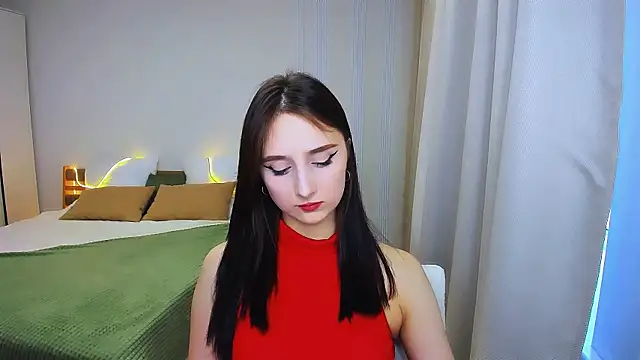 Snapshot of JulietteMonli chatting on June 2026 12:04:02 PM JulietteMonli online show from June 2026 12:04:02 PM