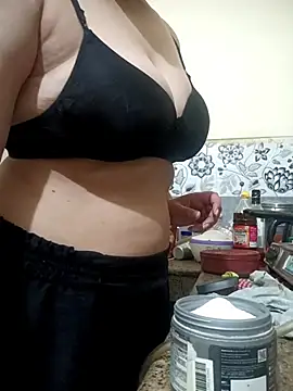 Snapshot of Aayaat__ chatting on July 2026 08:43:02 AM Aayaat online show from July 2026 08:43:02 AM