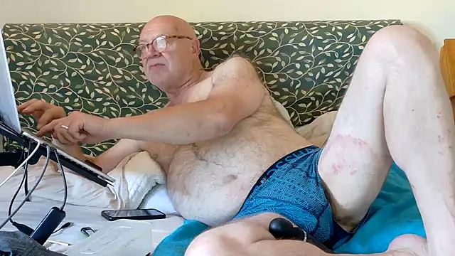 Snapshot of KinkCentral chatting on June 2026 06:21:02 PM KinkCentral online show from June 2026 06:21:02 PM