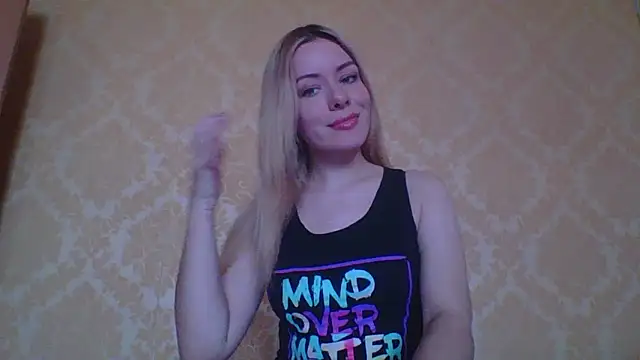 Snapshot of Softy_Aura_ chatting on May 2026 08:12:02 AM Softy Aura online show from May 2026 08:12:02 AM