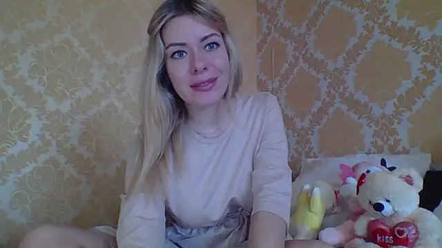 Snapshot of Softy_Aura_ chatting on June 2026 02:33:01 PM Softy Aura online show from June 2026 02:33:01 PM