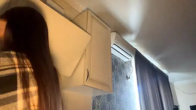 Snapshot of OliviaBuckaloo chatting on April 2026 12:41:01 PM OliviaBuckaloo online show from April 2026 12:41:01 PM