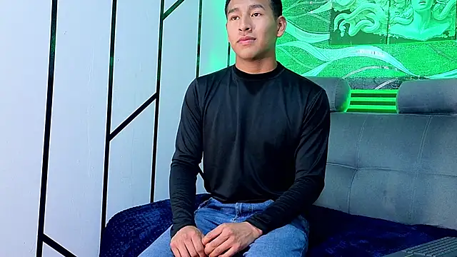 Snapshot of daimon_candy chatting on April 2026 11:37:01 AM daimon candy online show from April 2026 11:37:01 AM