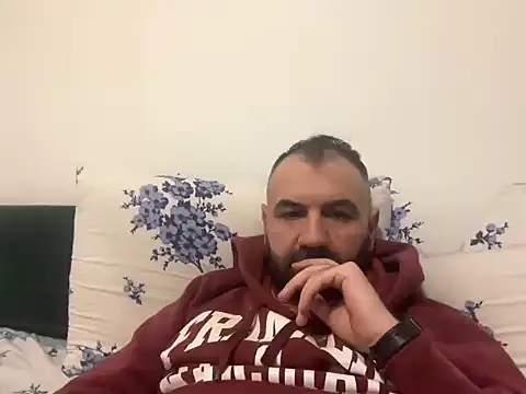 Snapshot of AustinPlay chatting on April 2026 09:17:01 PM AustinPlay online show from April 2026 09:17:01 PM