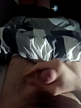 Snapshot of Pitoncukkk chatting on April 2026 10:23:01 PM Pitoncukkk online show from April 2026 10:23:01 PM