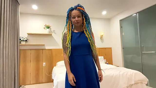 Snapshot of FreeVegas chatting on April 2026 04:48:02 AM FreeVegas online show from April 2026 04:48:02 AM